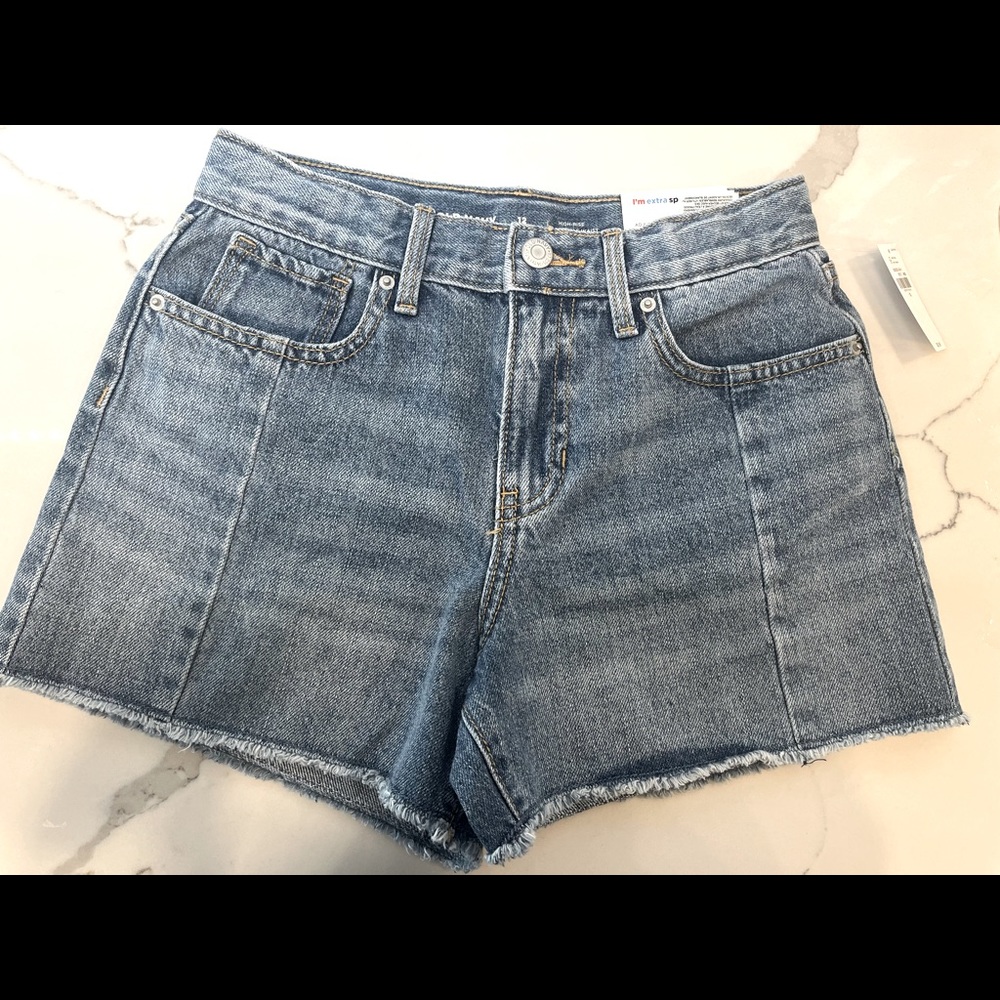 NWT - Old Navy High Waisted shorts
